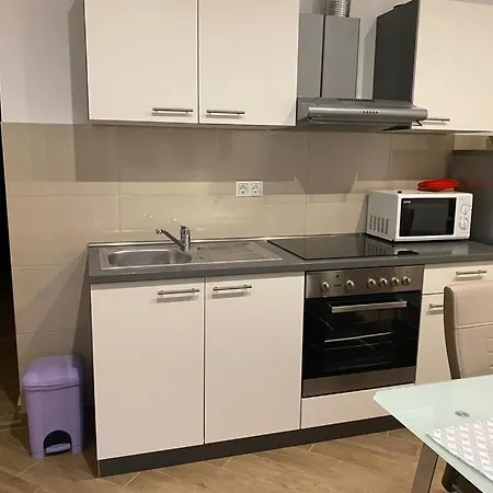 Sisters 2 Biograd Na Moru