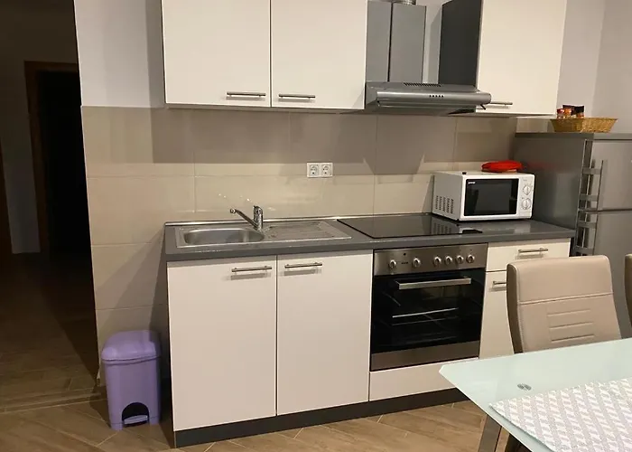 Sisters 2 ビオグラード・ナ・モル